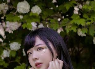 “超皮皮皮奶”的婚纱写真，谁说网盘里只能存文件？