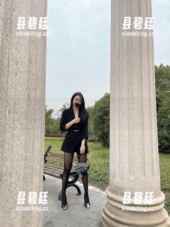 软妹小九九 微密圈 - 软妹小九九的女友,这资源是带着滤镜还是带着谎言?