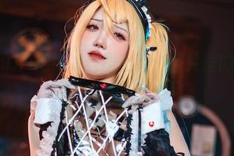 阿薰kaOri的牛奶美图上演：照片里的甜蜜搞怪