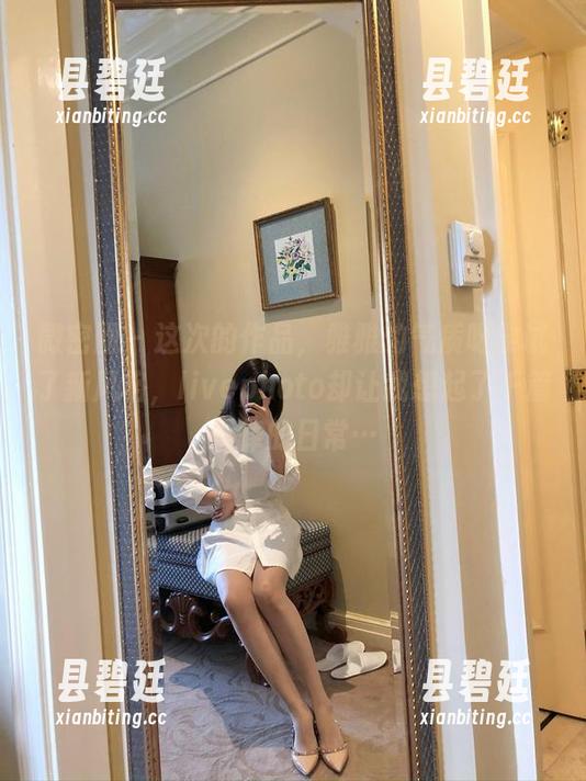 微密圈 - 这次的作品，雅雅的气质呀尝试了新风格，livephoto却让我想起了千篇一律的日常…